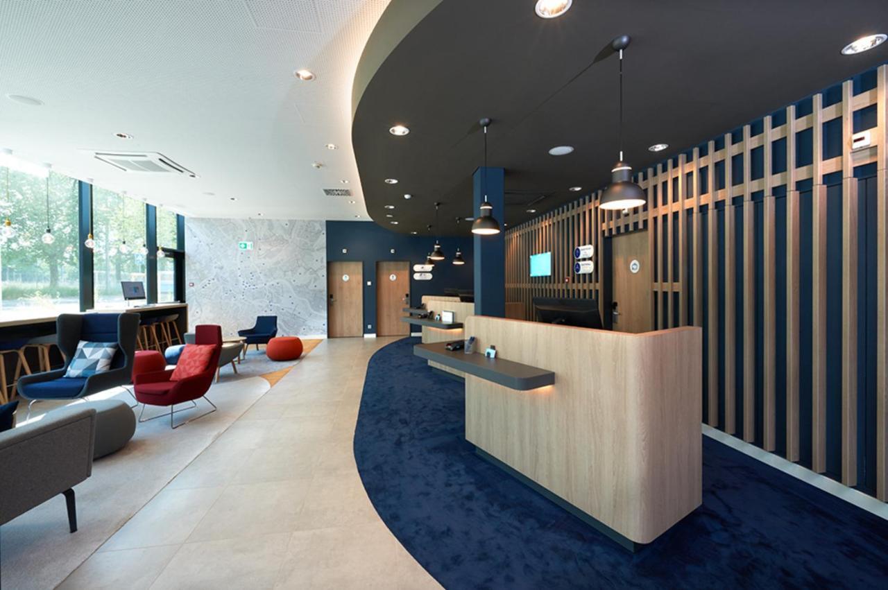 Holiday Inn Express & Suites - Basel - Allschwil By Ihg Exterior foto